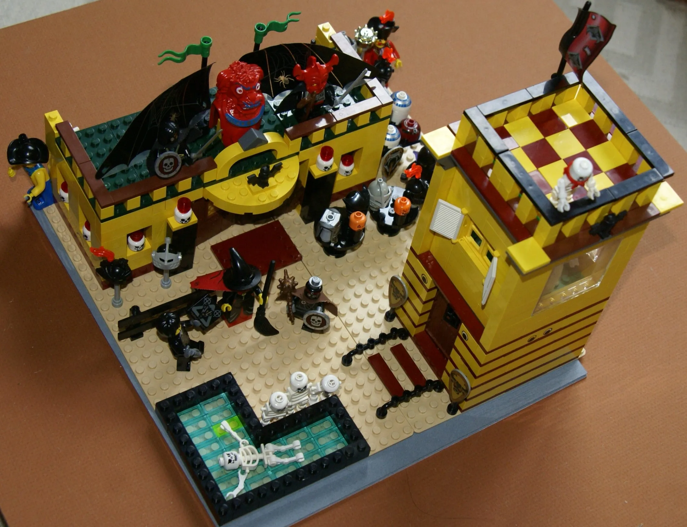 CUSTOM LEGO KIT HALLOWEEN SET: HAUNTED GHOST TOWER, WITCH SHOP, PLAYGROUND, RIDES (1130 pcs). 35 RARE RETIRED MINIFIGURES, 8 ANIMALS: WITCH, GLOW-IN-THE-DARK GHOSTS, HARRY POTTER TEAM, SOLDIERS, SKELETONS, MONSTERS, KNIGHTS ETC...(KIT 14)